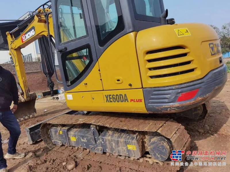 徐州市出售转让二手不详小时2021年徐工XE60DA挖掘机