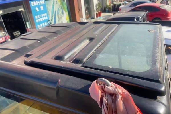 徐州市出售转让二手不详小时2020年龙工LG6060挖掘机
