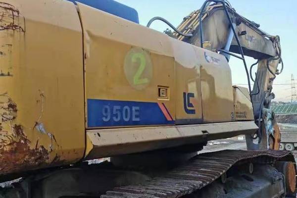 徐州市出售转让二手不详小时2018年柳工CLG950挖掘机