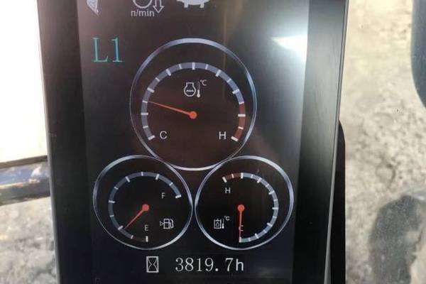 徐州市出售转让二手不详小时2019年徐工XE200D挖掘机