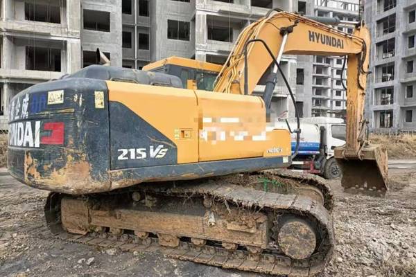 徐州市出售转让二手不详小时2018年现代R215挖掘机