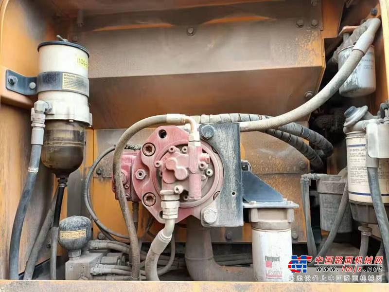 徐州市出售转让二手不详小时2018年现代R215挖掘机