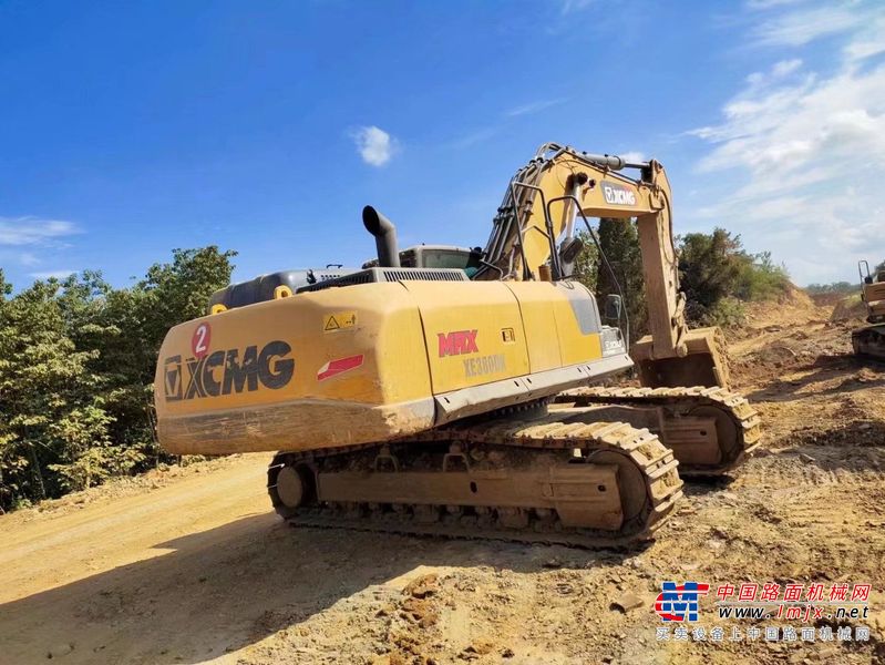 徐州市出售转让二手不详小时2021年徐工XE380DK挖掘机