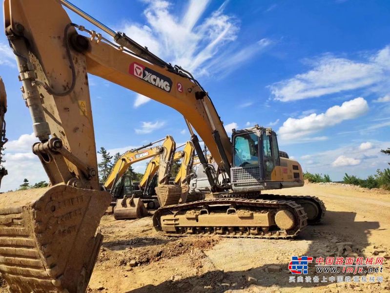 徐州市出售转让二手不详小时2021年徐工XE380DK挖掘机