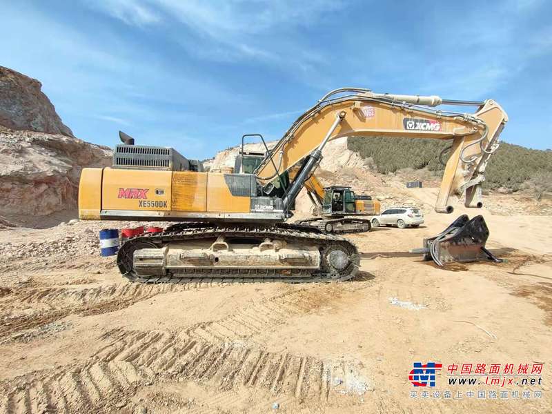 徐州市出售转让二手不详小时2020年徐工XE550DK挖掘机