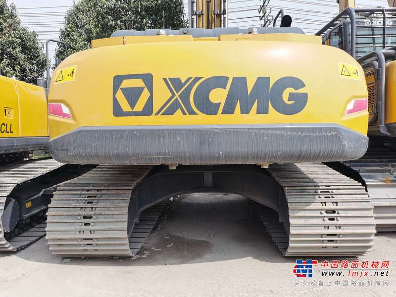 徐州市出售转让二手不详小时2018年徐工XE215D挖掘机