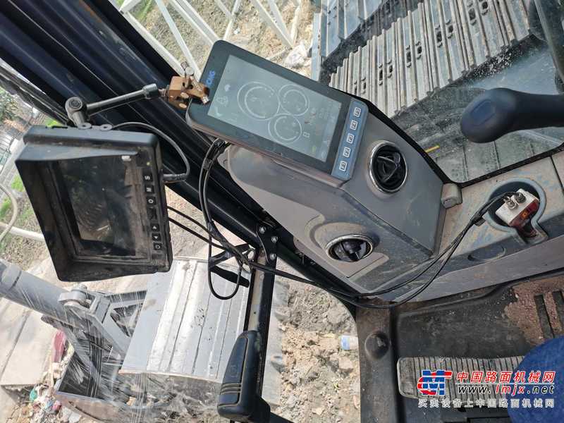 徐州市出售转让二手不详小时2018年徐工XE215D挖掘机