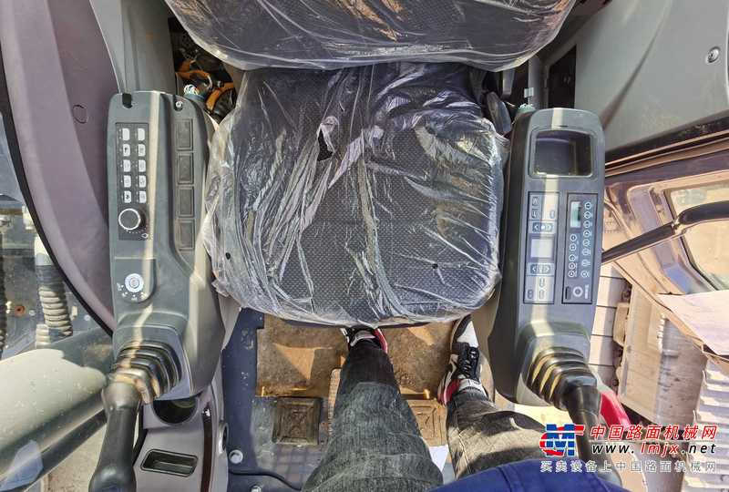 徐州市出售转让二手不详小时2021年徐工XE490DK挖掘机