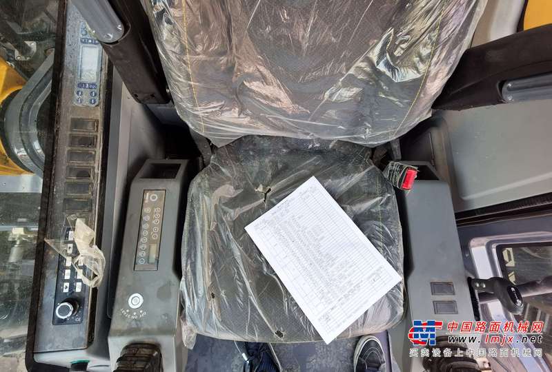 徐州市出售转让二手不详小时2016年徐工XE200D挖掘机