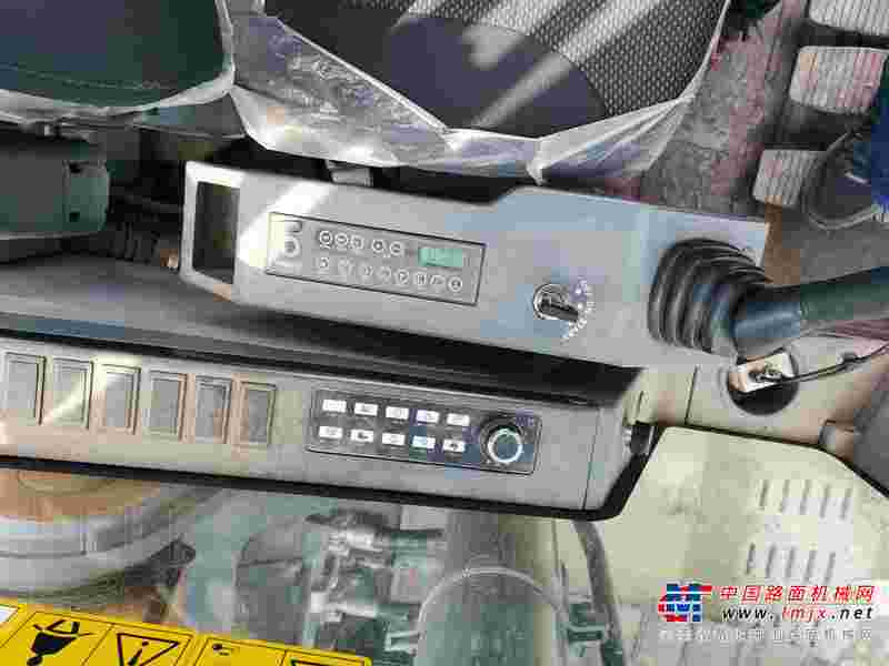 徐州市出售转让二手不详小时2018年徐工XE215D挖掘机