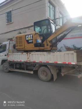 徐州市出售转让二手不详小时2015年卡特彼勒305.5挖掘机
