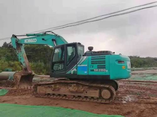 徐州市出售转让二手不详小时2017年神钢SK260挖掘机