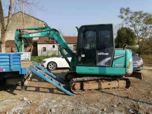 徐州市出售转让二手不详小时2015年神钢SK60挖掘机