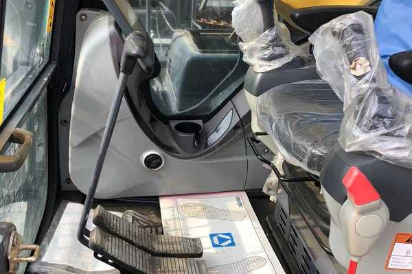 徐州市出售转让二手不详小时2019年徐工XE470D挖掘机