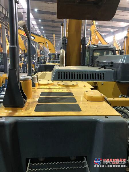 徐州市出售转让二手不详小时2020年徐工XE335DK挖掘机