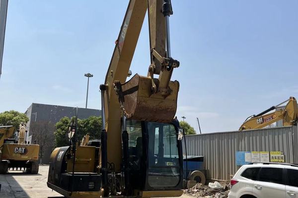 徐州市出售转让二手不详小时2020年卡特彼勒313D2GC挖掘机