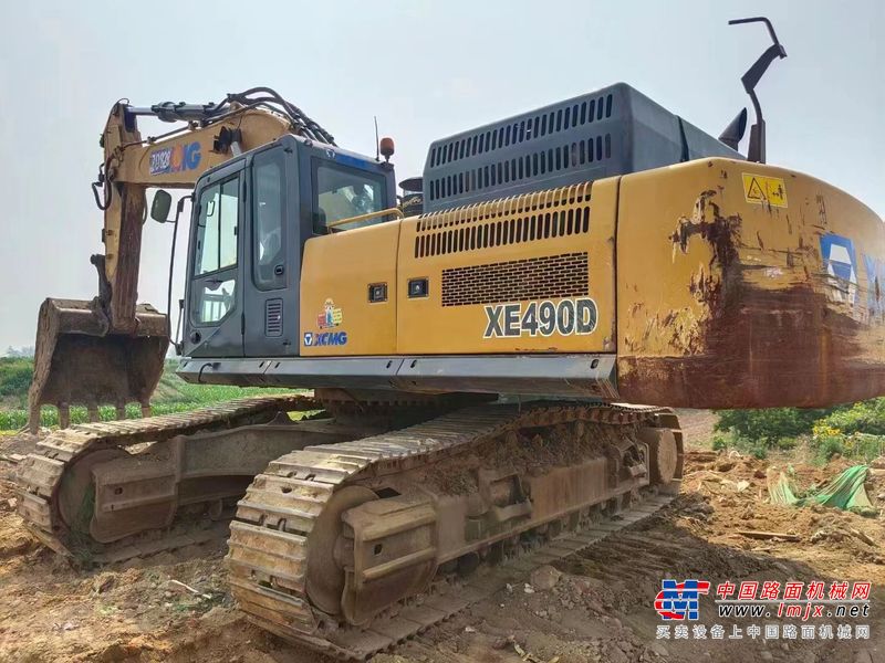 徐州市出售转让二手不详小时2018年徐工XE490D挖掘机