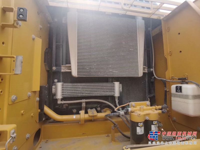 徐州市出售转让二手不详小时2018年卡特彼勒330D2L挖掘机