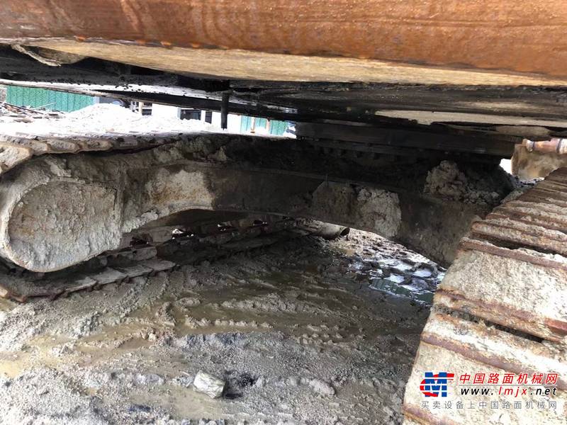 徐州市出售转让二手不详小时2016年卡特彼勒326D2L挖掘机