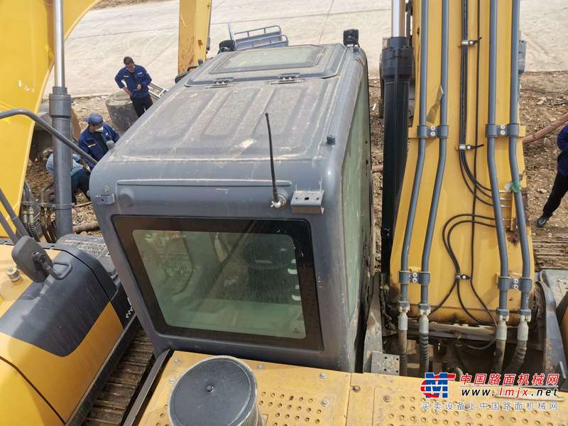 徐州市出售转让二手不详小时2020年徐工XE245DK挖掘机