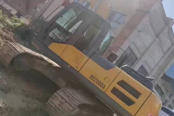 徐州市出售转让二手不详小时2021年徐工XE200D挖掘机