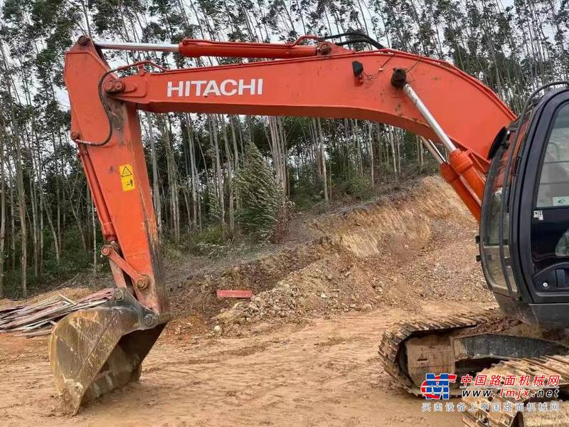 徐州市出售转让二手不详小时2020年日立ZX200挖掘机