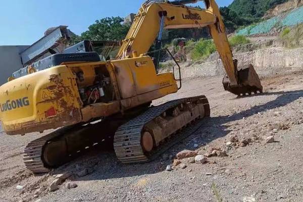 徐州市出售转让二手不详小时2018年柳工CLG926挖掘机