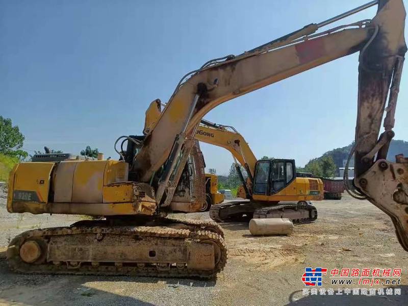 徐州市出售转让二手不详小时2018年柳工CLG926挖掘机