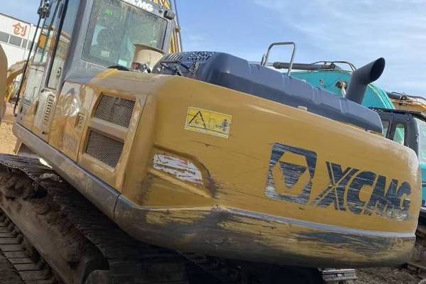 徐州市出售转让二手不详小时2020年徐工XE200D挖掘机