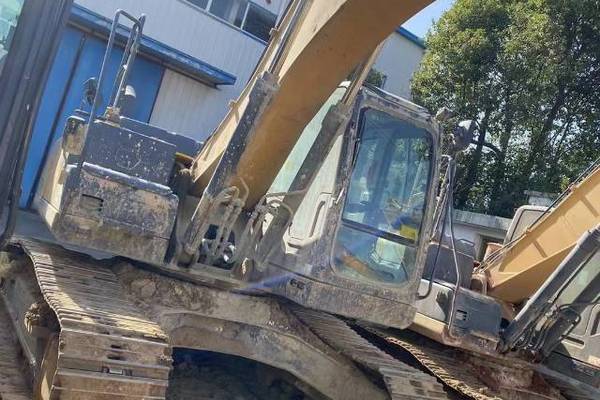 徐州市出售转让二手不详小时2020年徐工XE200D挖掘机