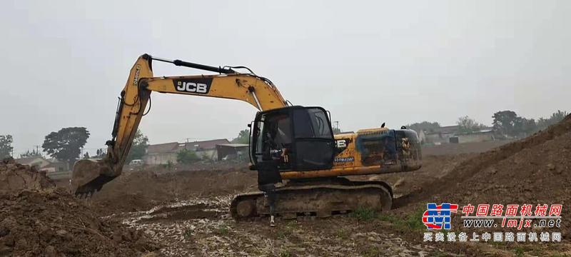 徐州市出售转让二手不详小时2014年杰西博JS210挖掘机