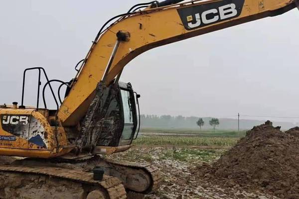 徐州市出售转让二手不详小时2014年杰西博JS210挖掘机