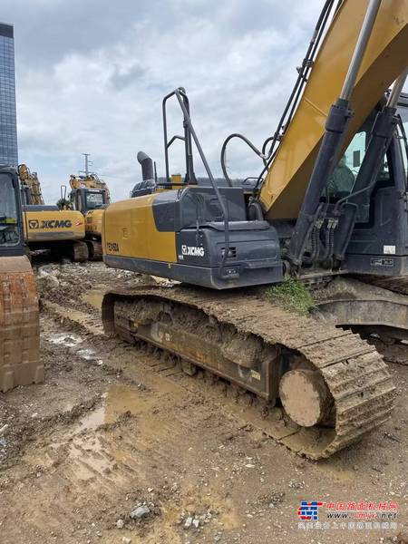 徐州市出售转让二手不详小时2021年徐工XE205DA挖掘机