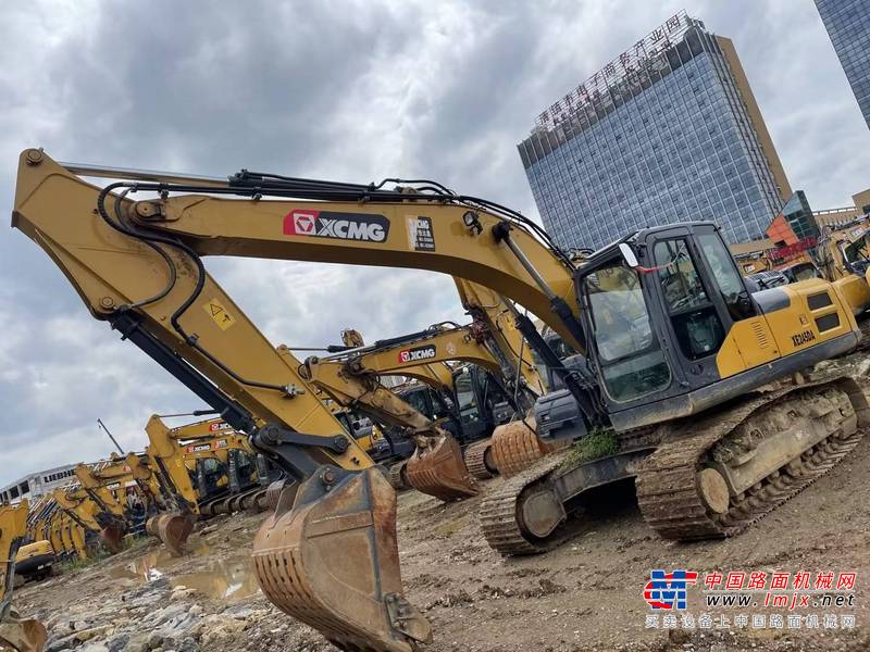 徐州市出售转让二手不详小时2021年徐工XE205DA挖掘机
