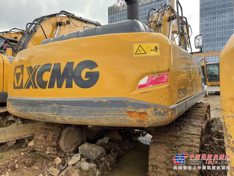 徐州市出售转让二手不详小时2021年徐工XE205DA挖掘机