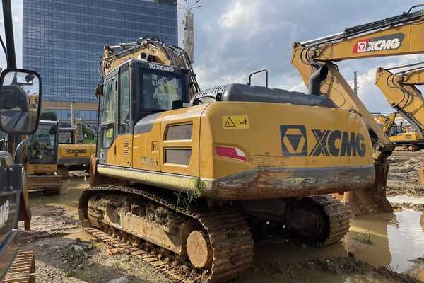 徐州市出售转让二手不详小时2021年徐工XE205DA挖掘机