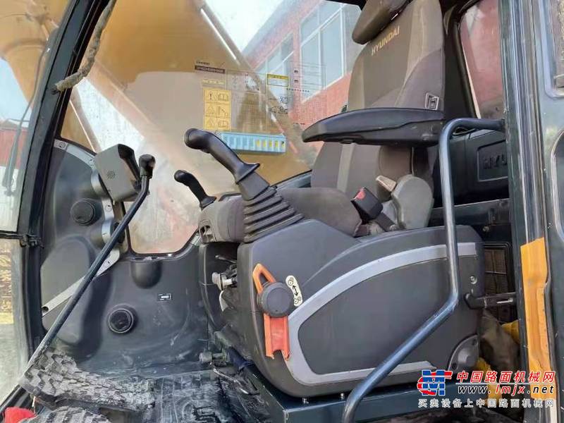 徐州市出售转让二手不详小时2013年现代R215挖掘机