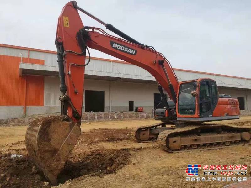 徐州市出售转让二手不详小时2019年斗山DX260挖掘机