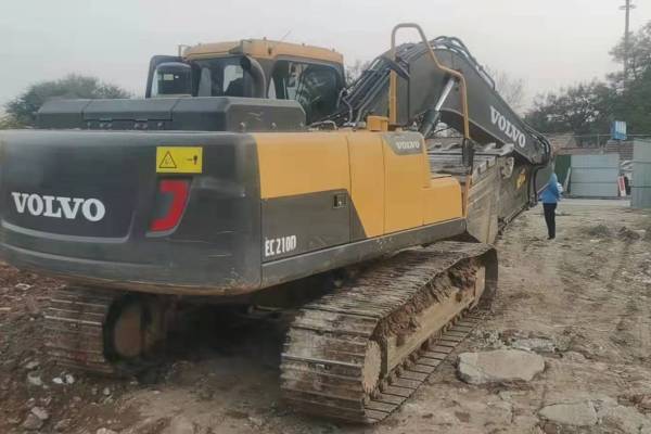 徐州市出售转让二手不详小时2020年沃尔沃EC210挖掘机