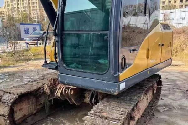 徐州市出售转让二手不详小时2021年徐工XE75挖掘机