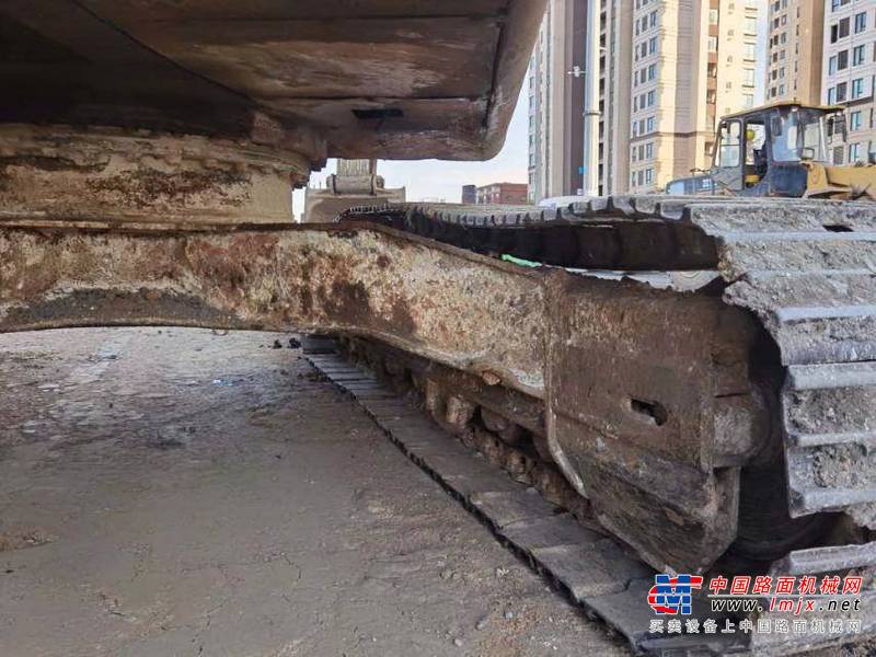 徐州市出售转让二手不详小时2011年日立ZX240挖掘机