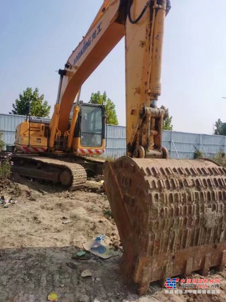 徐州市出售转让二手不详小时2018年龙工LG6225挖掘机