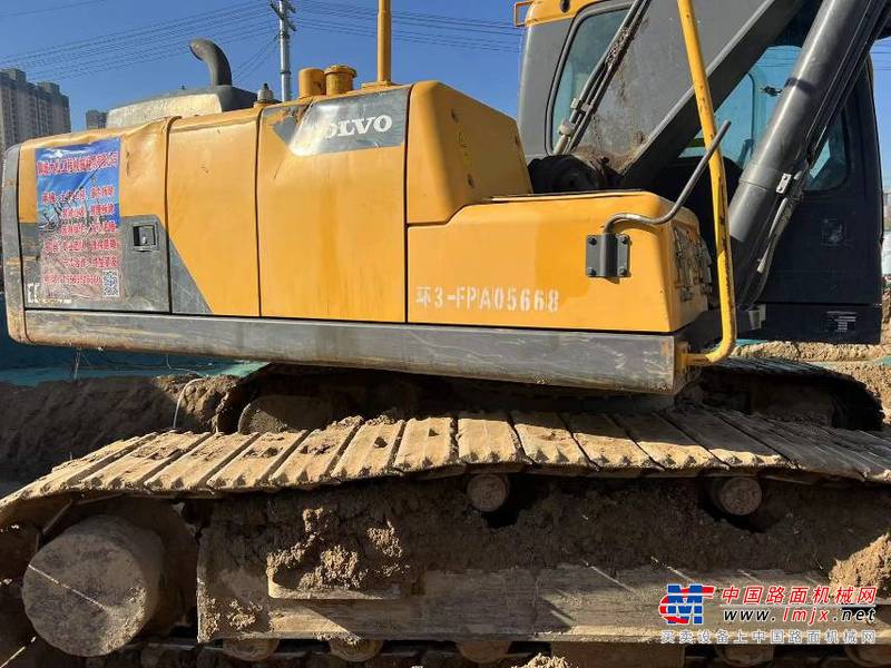 徐州市出售转让二手不详小时2017年沃尔沃EC210挖掘机