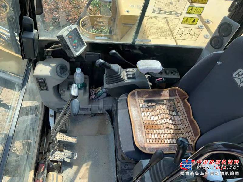 徐州市出售转让二手不详小时2016年卡特彼勒305.5挖掘机