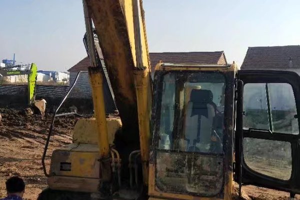 徐州市出售转让二手不详小时2008年小松PC200-8挖掘机