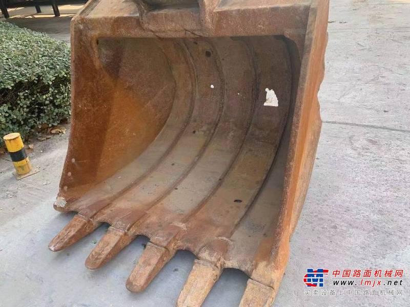 徐州市出售转让二手不详小时2017年柳工CLG950挖掘机