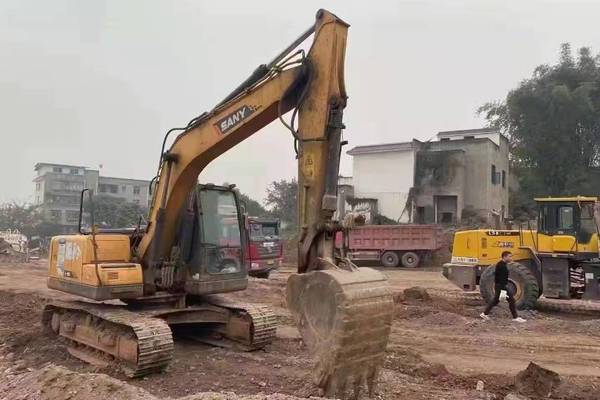 徐州市出售转让二手不详小时2015年三一重工SY135挖掘机