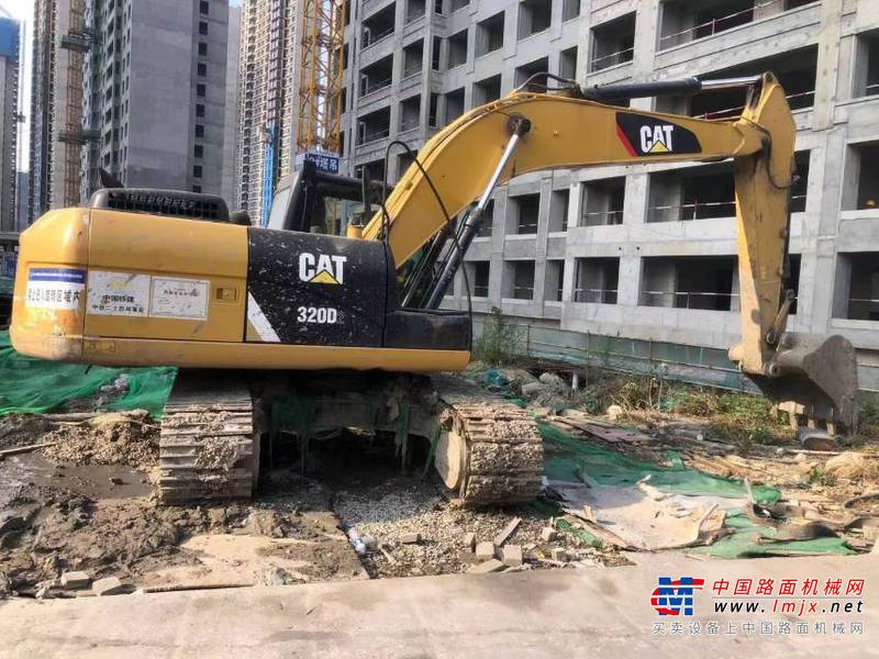 徐州市出售转让二手不详小时2016年卡特彼勒320D2挖掘机