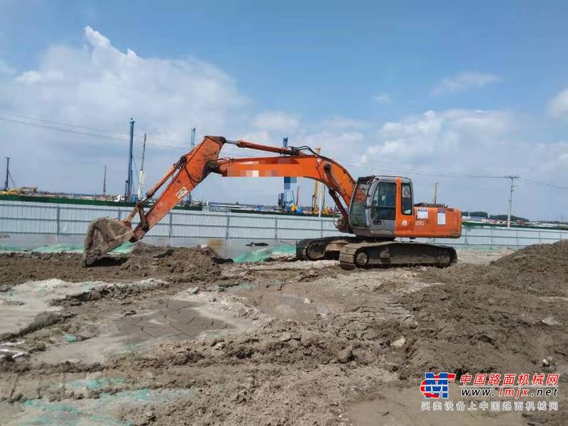 徐州市出售转让二手不详小时2003年日立EX210挖掘机
