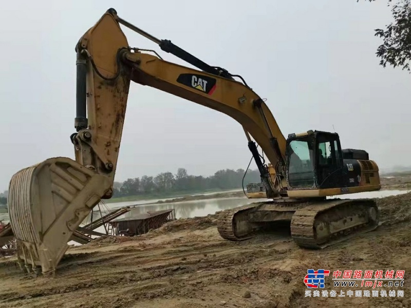 徐州市出售转让二手不详小时2015年卡特彼勒336D挖掘机
